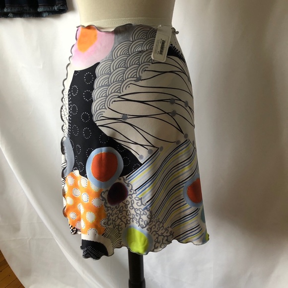 Haystacks NWT Sz S modern art Skirt NWT - Picture 6 of 9